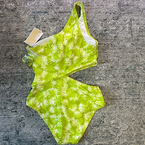 🆕 Michael Kors One-Shoulder Cutout Swimsuit in Lime Green Floral - Picture 4 of 5